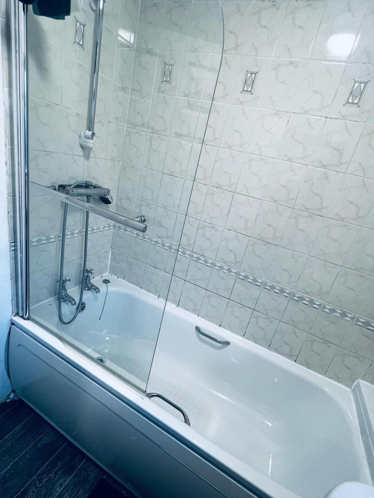 Holiday House Near Football Ground Нотингам Екстериор снимка