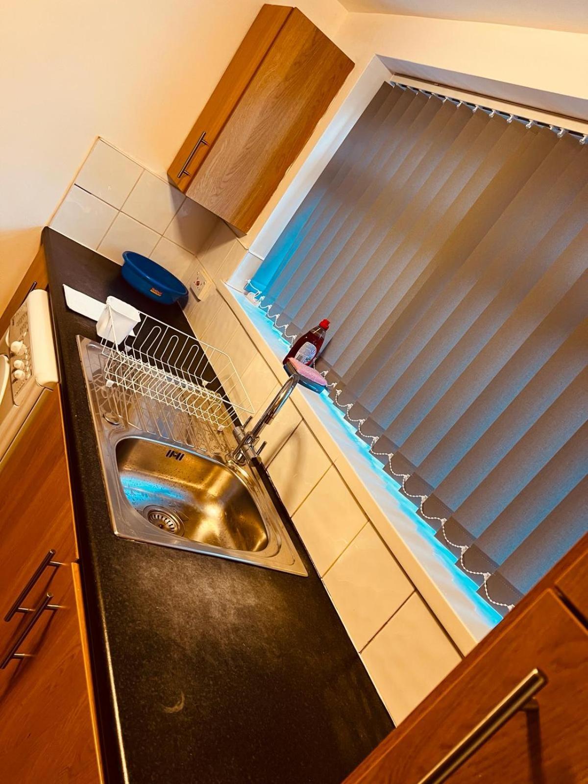 Holiday House Near Football Ground Нотингам Екстериор снимка