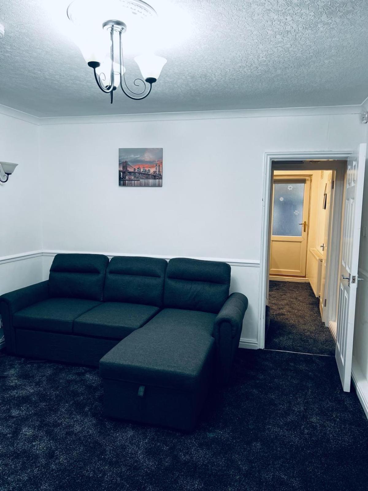 Holiday House Near Football Ground Нотингам Екстериор снимка